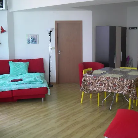 Apartment 405 Ul Rakovina,entrance E, 4 Floor *