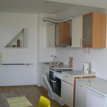 405 Ul Rakovina,entrance E, 4 Floor Apartment *
